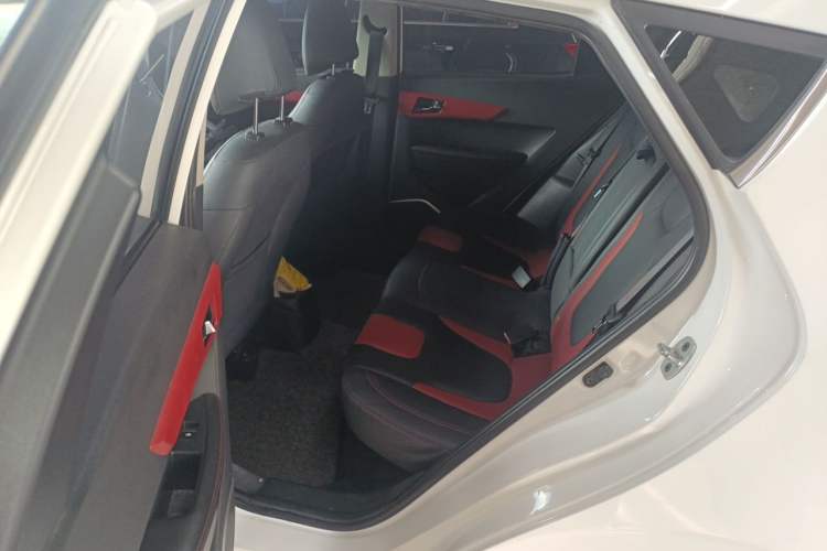Used JAC Group Refine S2 2017 1.5L CVT Shangkui Edition Left Rear Seat