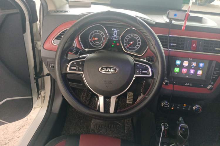 Used JAC Group Refine S2 2017 1.5L CVT Shangkui Edition Steering Wheel
