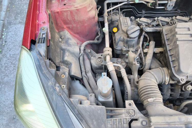 Used JAC Group Refine S2 2017 1.5L CVT Luxury Model Engine Bay Right