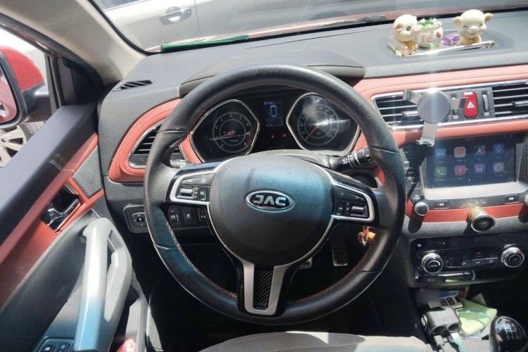 Used JAC Group Refine S2 2017 1.5L Manual Luxury Smart Model Steering Wheel