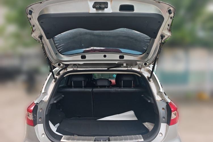 Used JAC Group Refine S2 2017 1.5L Manual Luxury Smart Model Trunk