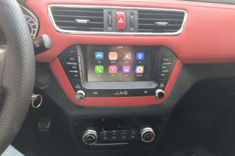 Used JAC Group Refine S2 2017 1.5L Manual Luxury Smart Model Audio And AC Panel
