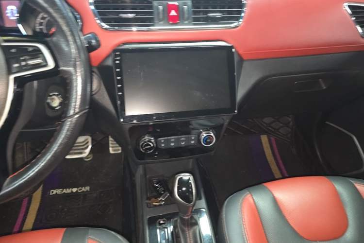 Used JAC Group Refine S2 2017 1.5L CVT Luxury Smart Model Audio And AC Panel