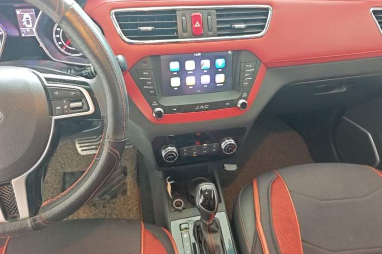 Used JAC Group Refine S2 2017 1.5L CVT Luxury Smart Model Audio And AC Panel