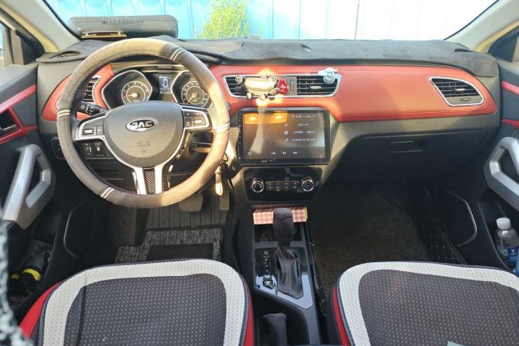 Used JAC Group Refine S2 2017 1.5L CVT Luxury Model Center Console