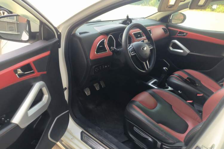 Used JAC Group Refine S2 2017 1.5L Manual Luxury Smart Model Driver Seat