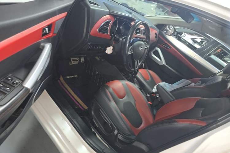 Used JAC Group Refine S2 2017 1.5L CVT Luxury Smart Model Driver Seat