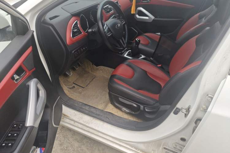 Used JAC Group Refine S2 2017 1.5L Manual Luxury Smart Model Driver Seat