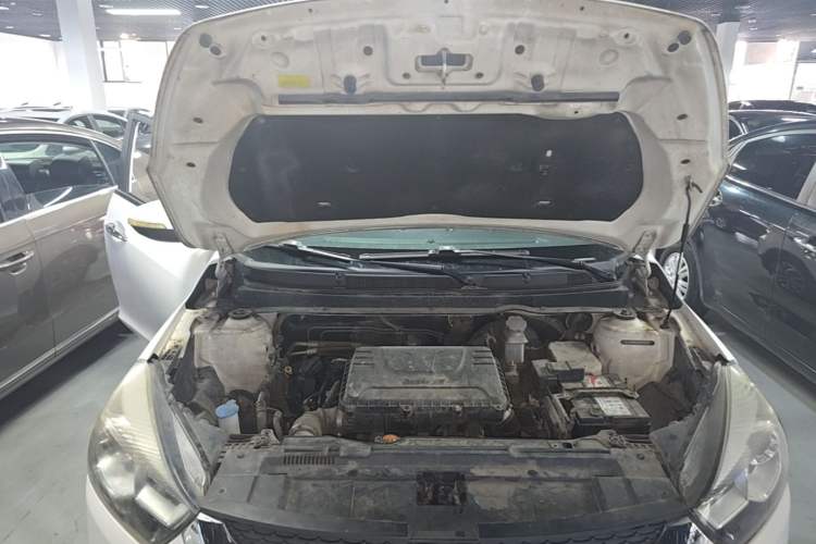 Used JAC Group Refine S2 2017 1.5L CVT Luxury Smart Model Engine Bay