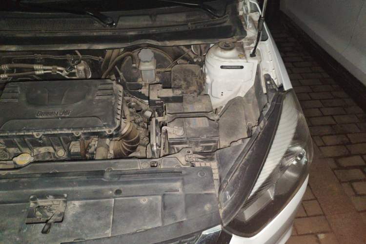 Used JAC Group Refine S2 2017 1.5L Manual Luxury Connect Edition Engine Bay Left