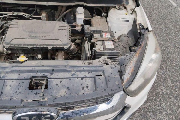 Used JAC Group Refine S2 2017 1.5L Manual Luxury Smart Model Engine Bay Left