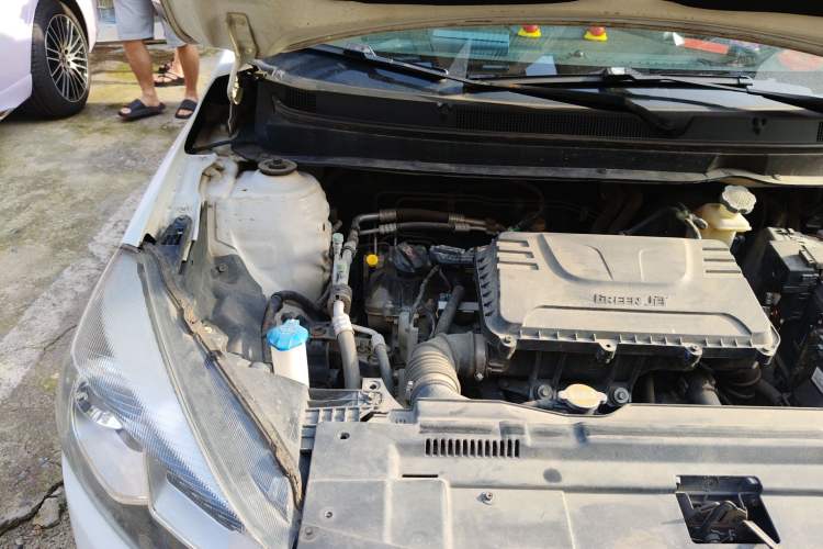 Used JAC Group Refine S2 2017 1.5L CVT Luxury Smart Model Engine Bay Right