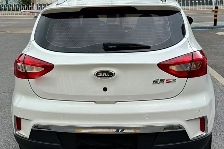 Used JAC Group Refine S2 2017 1.5L Manual Luxury Model Exterior 4