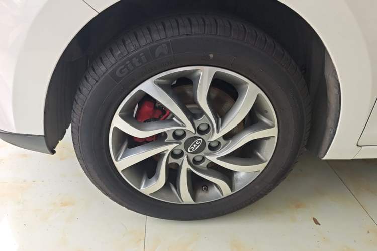 Used JAC Group Refine S2 2017 1.5L CVT Luxury Smart Model Exterior 4