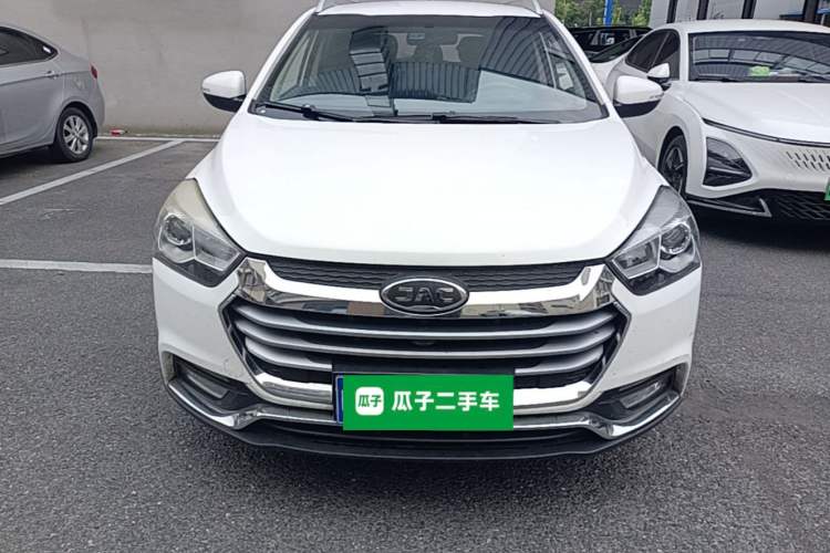 Used JAC Group Refine S2 2017 1.5L Manual Luxury Connect Edition Front