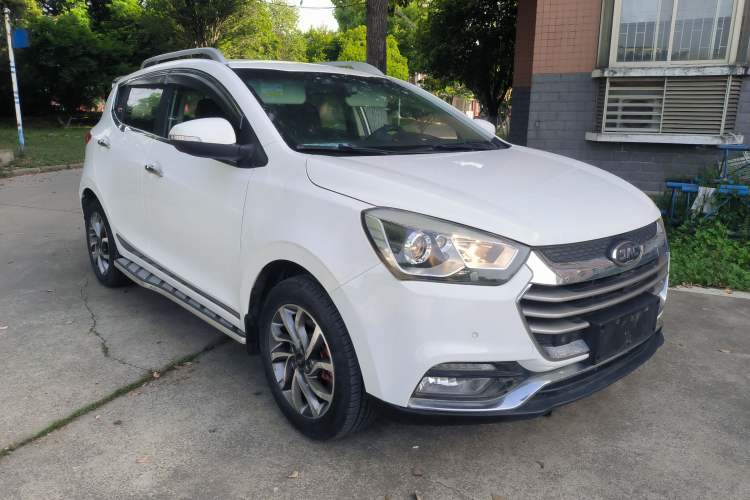 Used JAC Group Refine S2 2017 1.5L Manual Luxury Smart Model Front Right 45 Deg