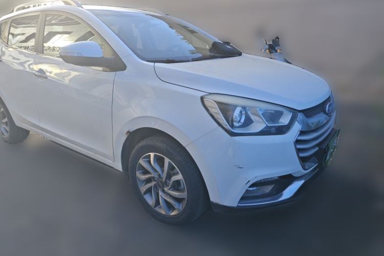 Used JAC Group Refine S2 2017 1.5L CVT Luxury Model Front Right 45 Deg