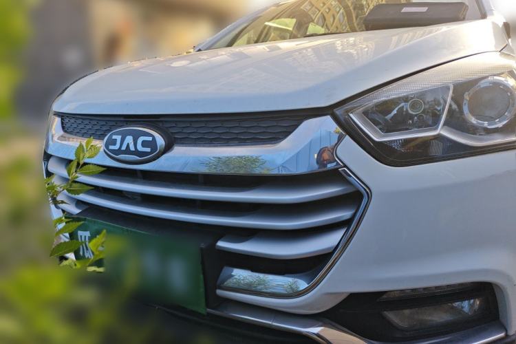 Used JAC Group Refine S2 2017 1.5L CVT Luxury Model Front