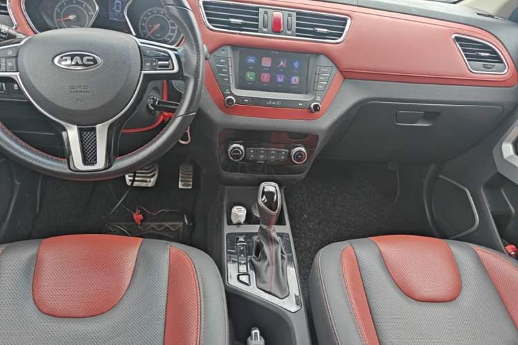 Used JAC Group Refine S2 2017 1.5L CVT Luxury Smart Model Gear Lever