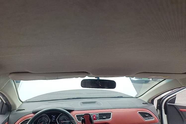 Used JAC Group Refine S2 2017 1.5L Manual Luxury Connect Edition Headliner