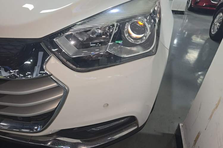 Used JAC Group Refine S2 2017 1.5L CVT Luxury Smart Model Left Front Headlight