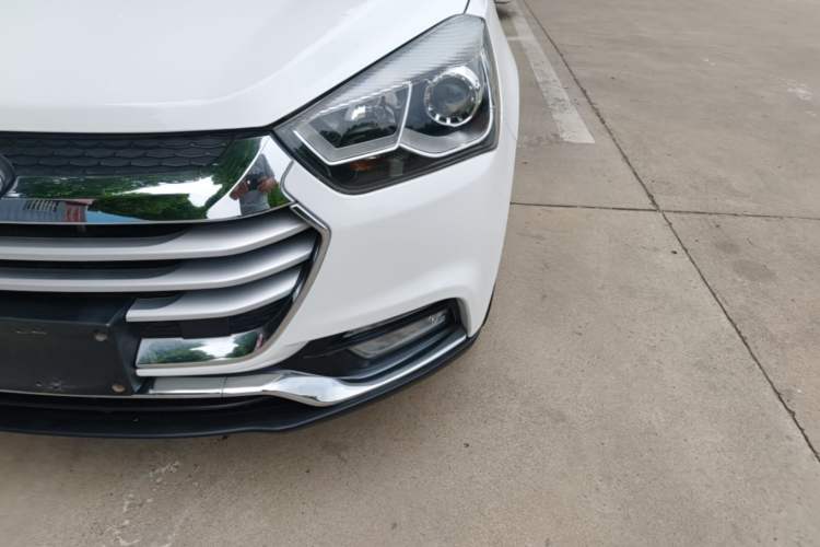 Used JAC Group Refine S2 2017 1.5L Manual Luxury Connect Edition Left Front Headlight