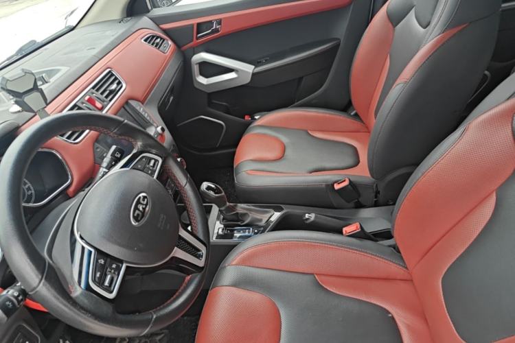 Used JAC Group Refine S2 2017 1.5L CVT Luxury Smart Model Left Front Seat
