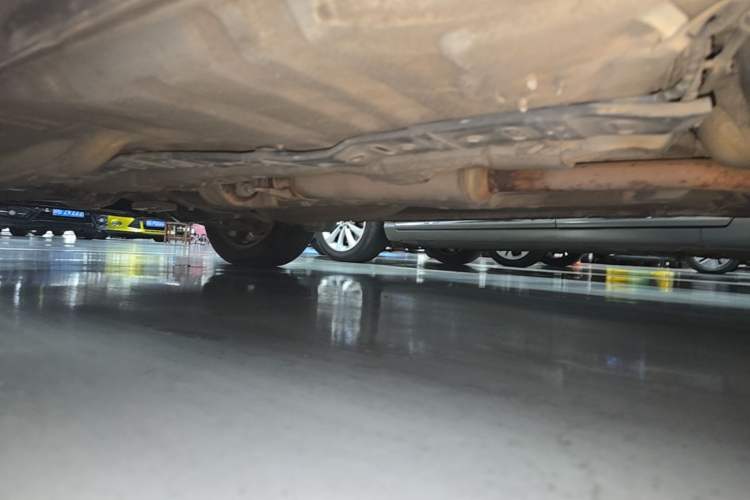 Used JAC Group Refine S2 2017 1.5L CVT Luxury Smart Model Left Side Sill
