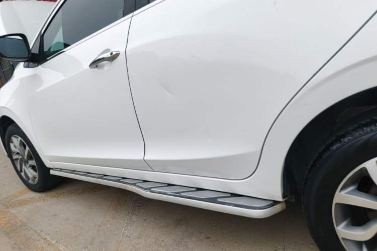 Used JAC Group Refine S2 2017 1.5L Manual Luxury Model Left Side Sill