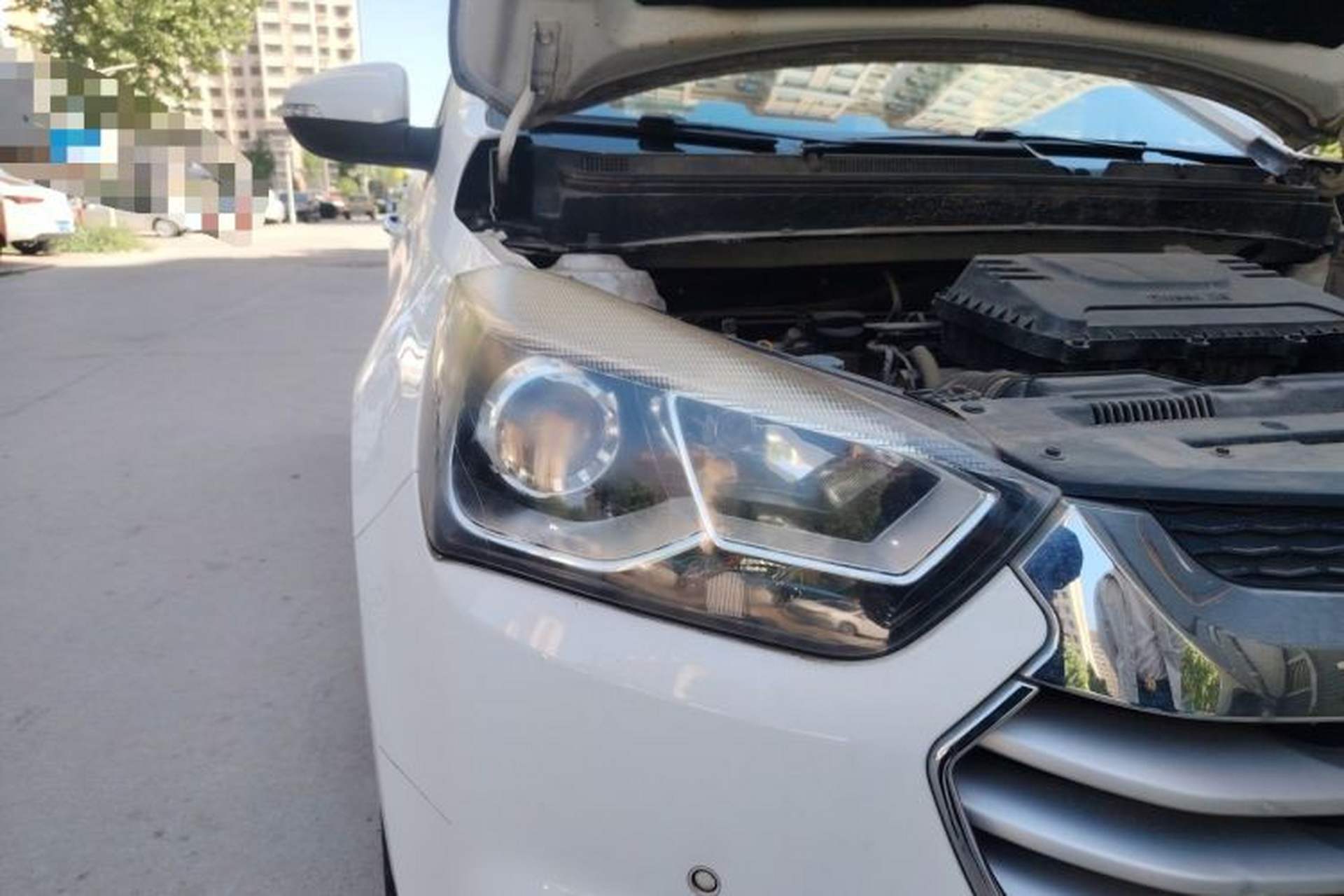 Used JAC Group Refine S2 2017 1.5L CVT Luxury Smart Model Right Front Headlight