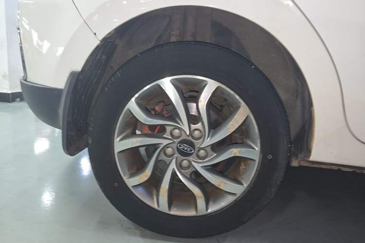 Used JAC Group Refine S2 2017 1.5L CVT Luxury Smart Model Right Rear Wheel Hub