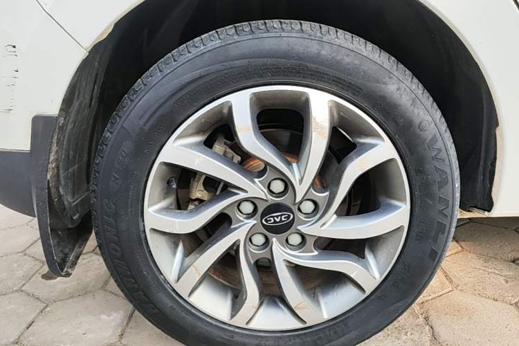 Used JAC Group Refine S2 2017 1.5L Manual Luxury Model Right Rear Wheel Hub