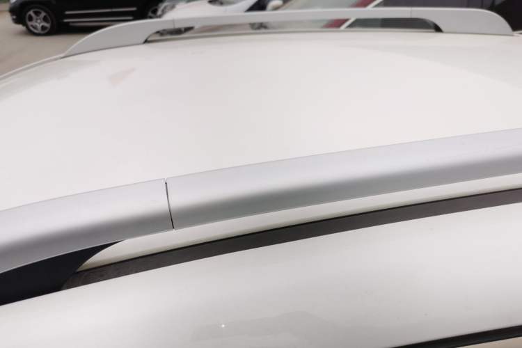 Used JAC Group Refine S2 2017 1.5L Manual Luxury Connect Edition Roof