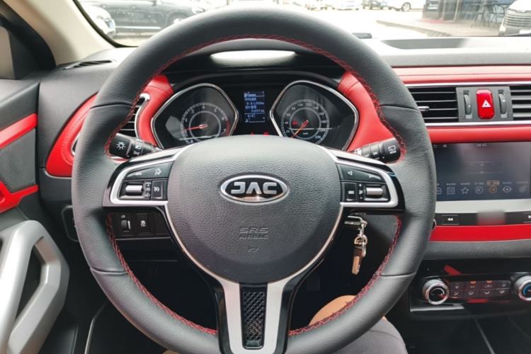 Used JAC Group Refine S2 2017 1.5L Manual Luxury Connect Edition Steering Wheel