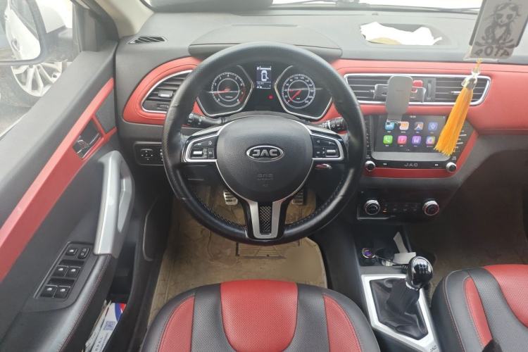 Used JAC Group Refine S2 2017 1.5L Manual Luxury Smart Model Steering Wheel