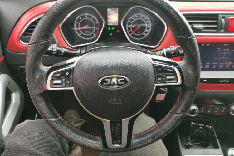 Used JAC Group Refine S2 2017 1.5L Manual Luxury Connect Edition Steering Wheel