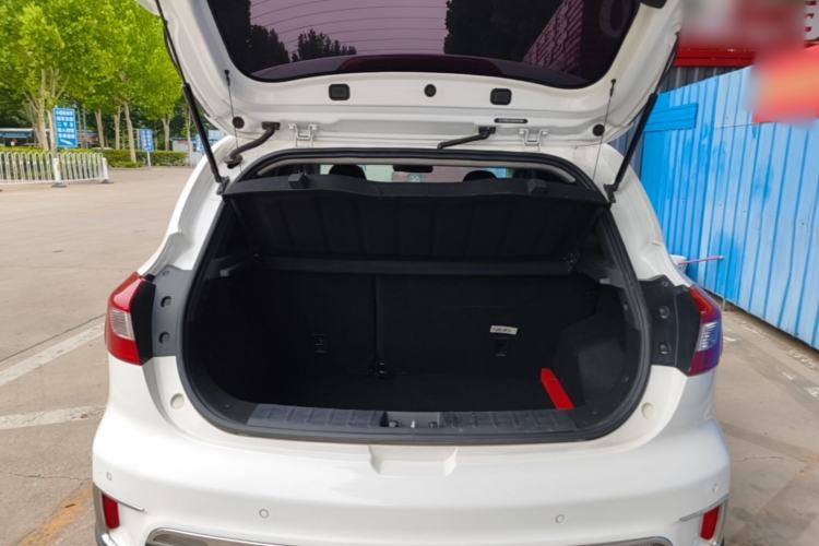 Used JAC Group Refine S2 2017 1.5L Manual Luxury Model Trunk