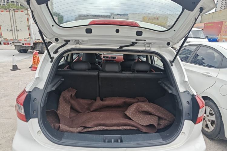 Used JAC Group Refine S2 2017 1.5L CVT Luxury Smart Model Trunk
