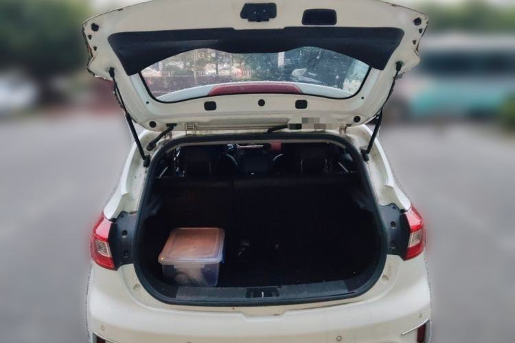 Used JAC Group Refine S2 2017 1.5L Manual Luxury Smart Model Trunk