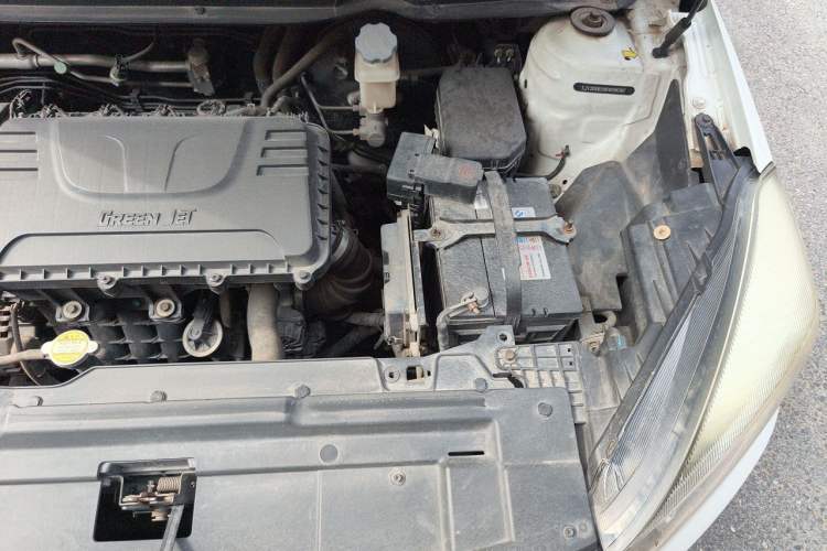 Used JAC Group Refine S2 2018 Smart Drive Edition 1.5L Manual Luxury Smart Model Engine Bay Left