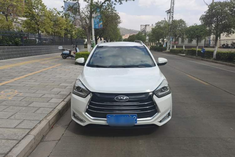 Used JAC Group Refine S2 2018 Smart Drive Edition 1.5L Manual Luxury Model Exterior 1
