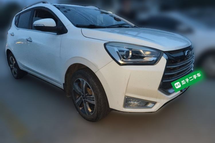 Used JAC Group Refine S2 2018 Smart Drive Edition 1.5L Manual Luxury Model Front Right 45 Deg