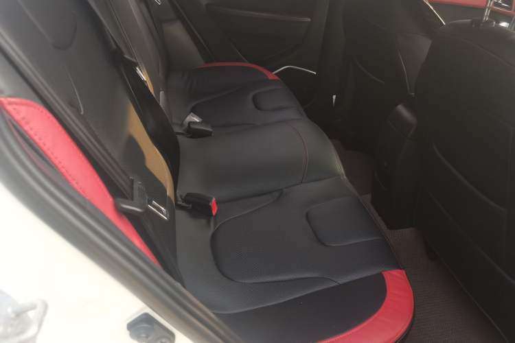 Used JAC Group Refine S2 2018 Smart Drive Edition 1.5L Manual Luxury Model Interior 3