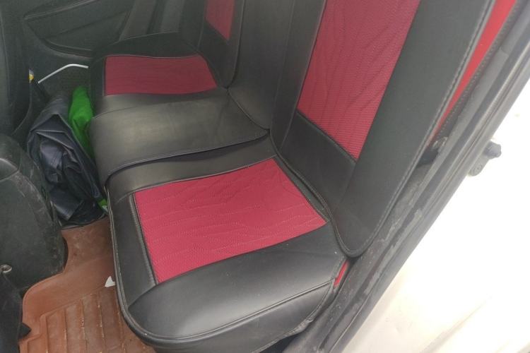 Used JAC Group Refine S2 2018 Smart Drive Edition 1.5L Manual Luxury Model Left Rear Seat