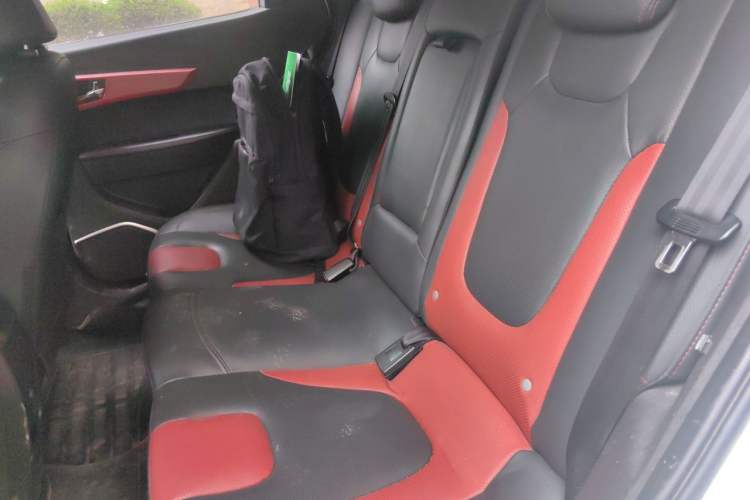 Used JAC Group Refine S2 2018 Smart Drive Edition 1.5L Manual Luxury Smart Model Left Rear Seat