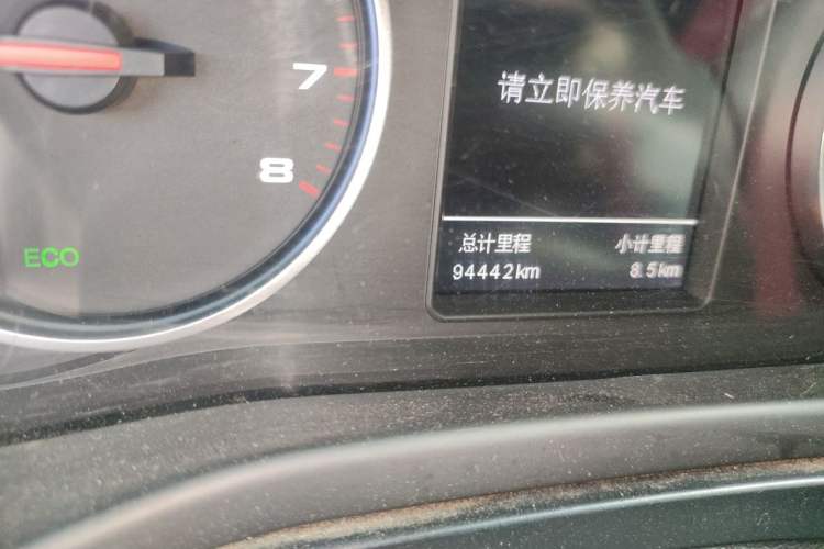 Used JAC Group Refine S2 2018 Smart Drive Edition 1.5L Manual Luxury Model Odometer Close Up