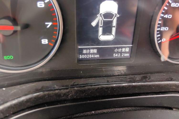 Used JAC Group Refine S2 2018 Smart Drive Edition 1.5L Manual Luxury Smart Model Odometer Close Up