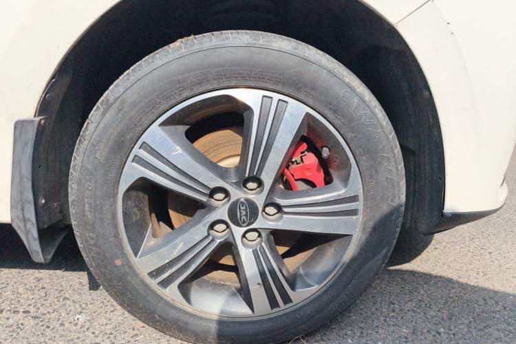 Used JAC Group Refine S2 2018 Smart Drive Edition 1.5L Manual Luxury Smart Model Right Front Wheel Hub
