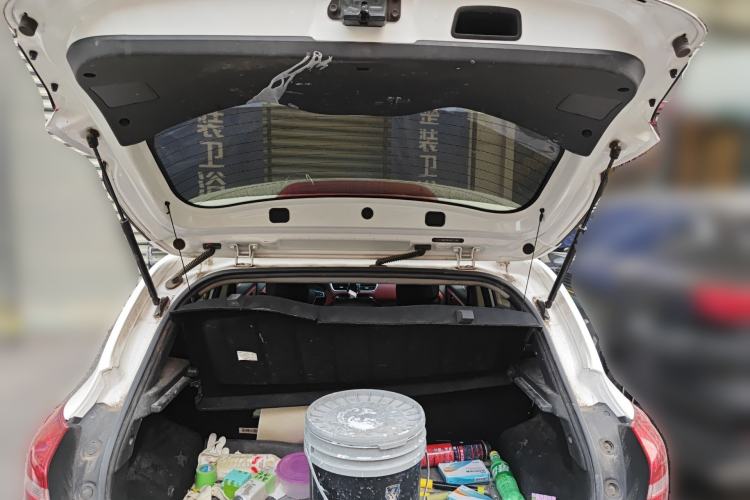 Used JAC Group Refine S2 2018 Smart Drive Edition 1.5L Manual Luxury Smart Model Trunk