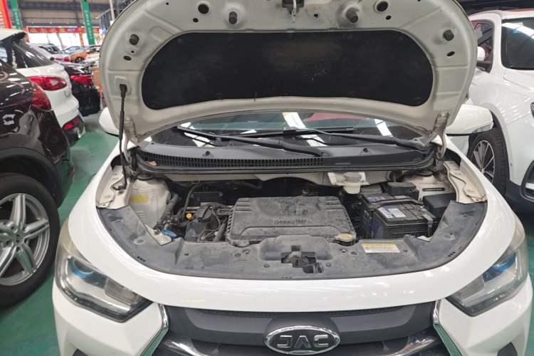 Used JAC Group Refine S2mini 2017 1.3L Sport Edition Engine Bay